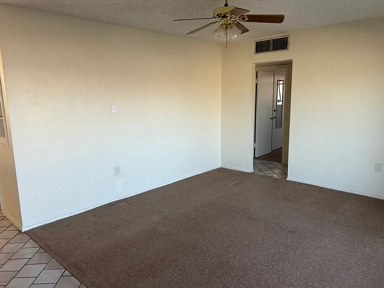 Guadalupe Dr — Photo 4
