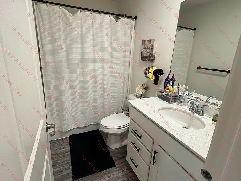 1060 Moraine Dr — Photo 15