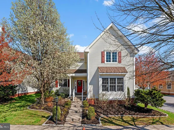 141 Windgate Dr, Chester Springs, PA 19425