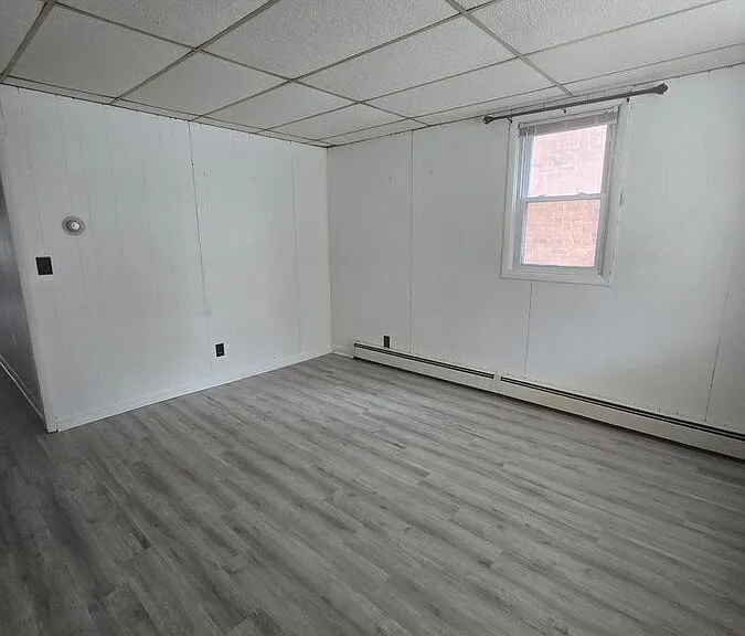 533 W Broadway #1 — Photo 3