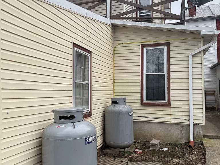 Propane Tanks