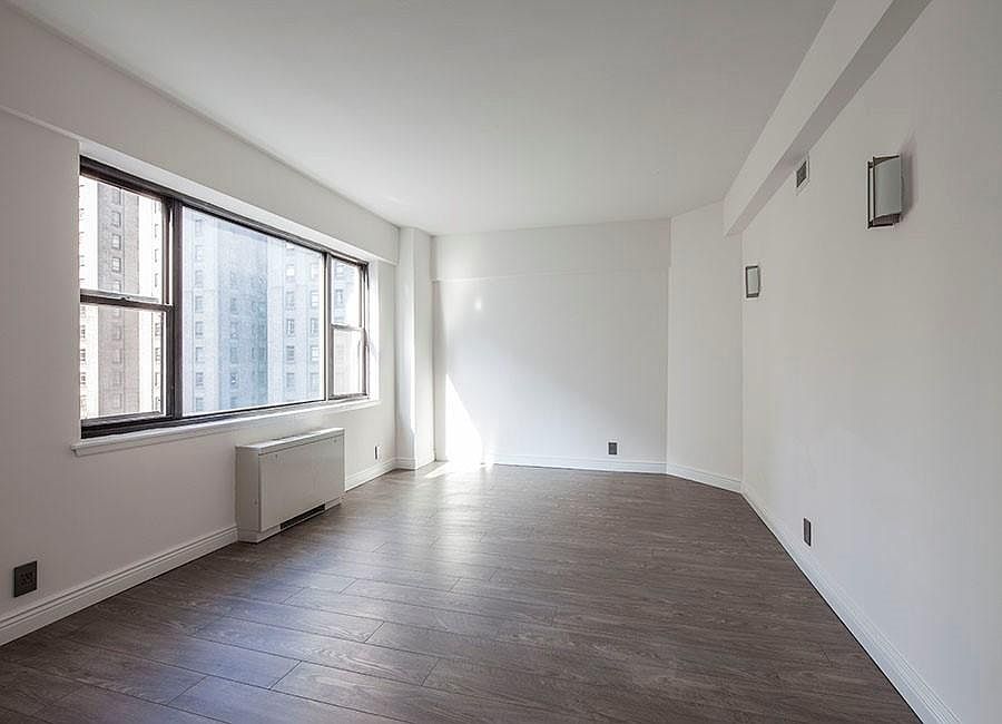 1st image of 7 Park Ave APT 94
