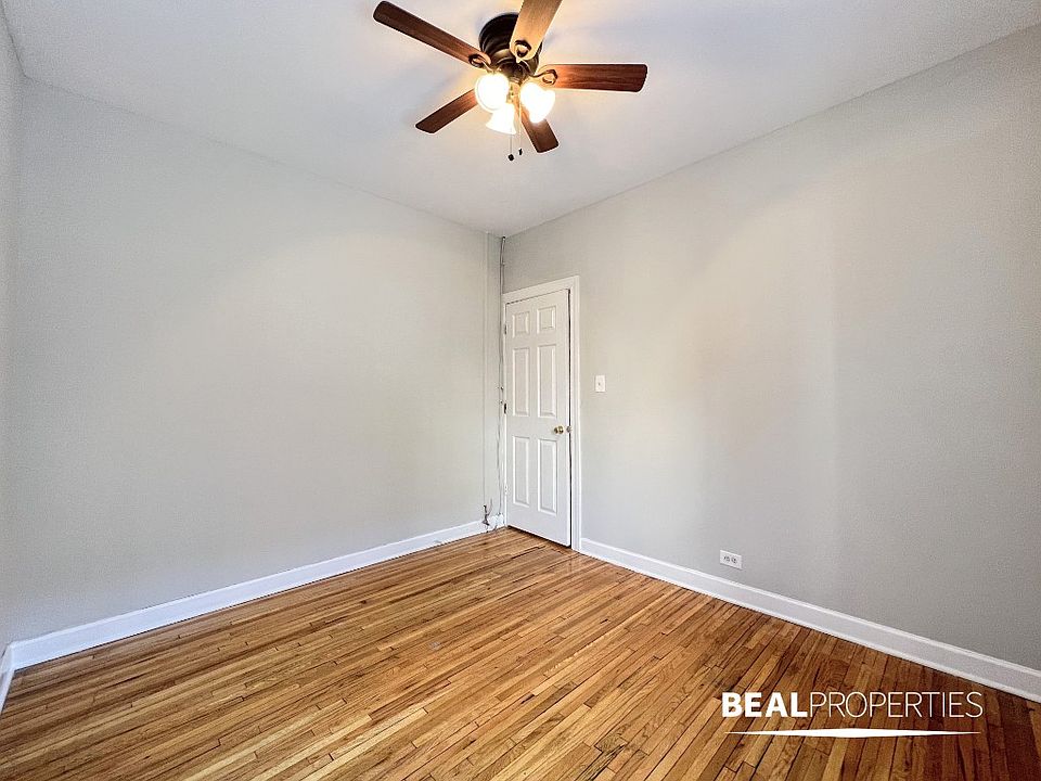 1st image of 3724.5 N Pine Grove Ave #3724X-W1