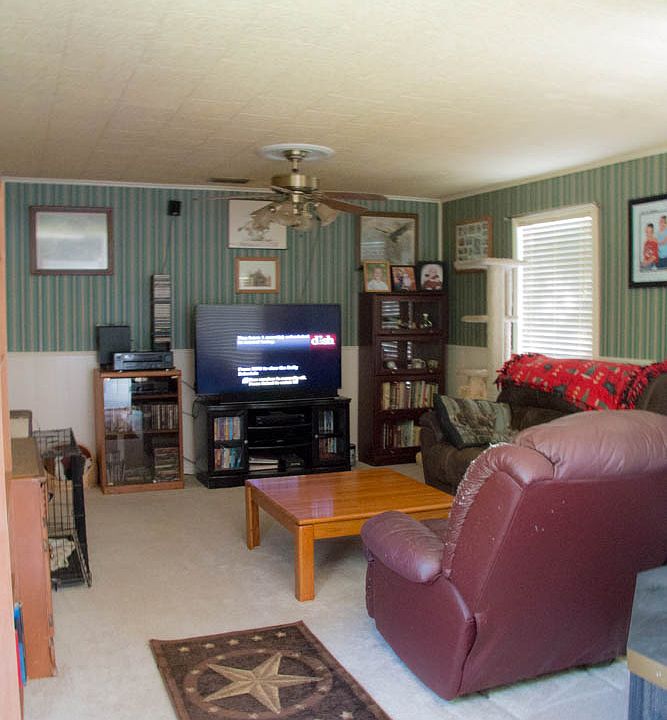 1st image of 371 County Road 2770