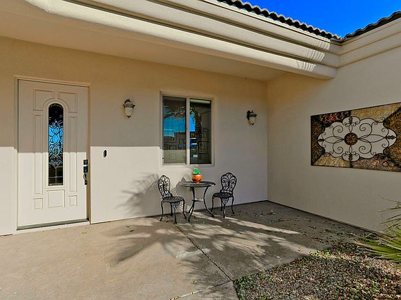 3rd image of 2935 Weldon Ct