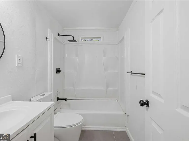 608 N College Dr #3 — Photo 14