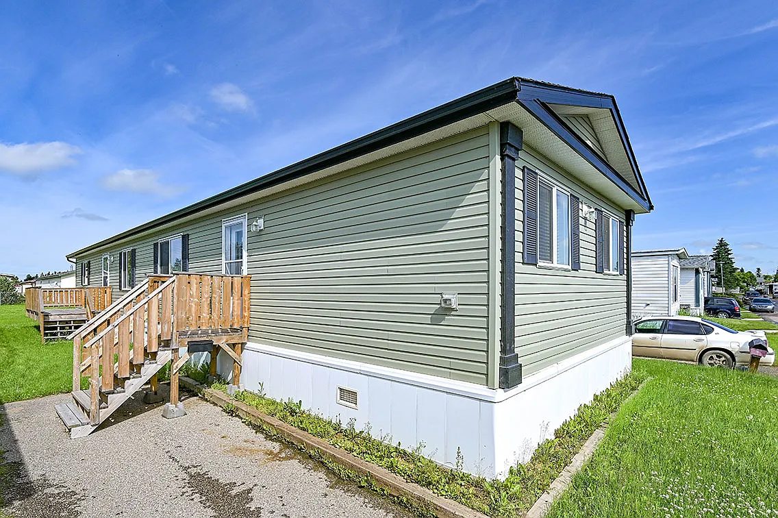 Wildrose Estates — Photo 4