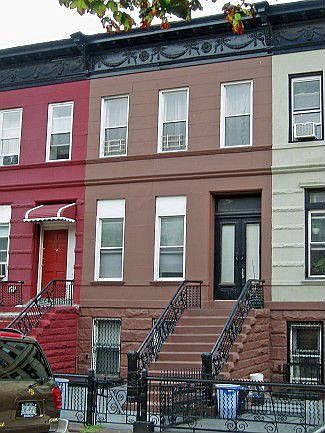 869 Sterling Pl