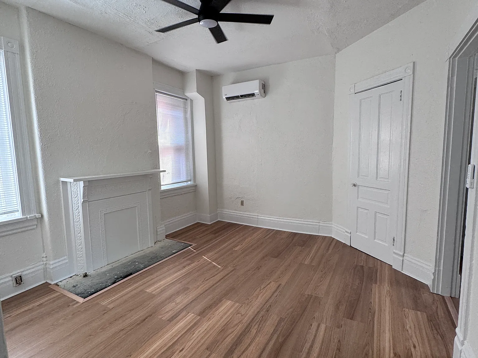 1 bed, 430 sqft, $925 — Photo 4