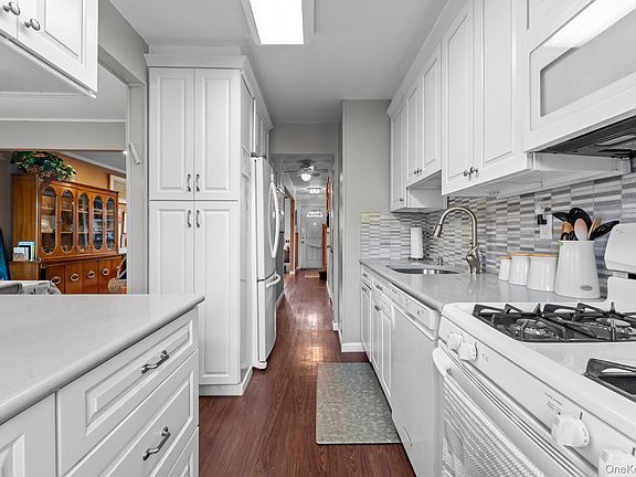 5th image of 3530 Long Beach Road #44