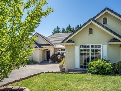 2941 Hollyburn Rdg, Medford, OR, 97504
