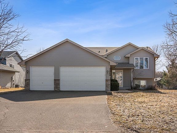 3rd image of 30868 Reflection Ave