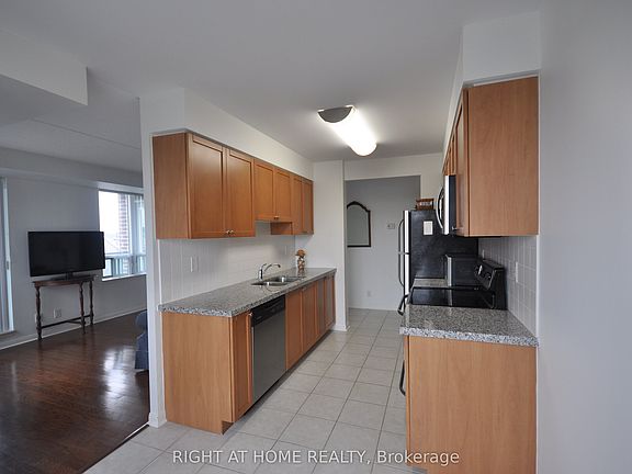 4th image of 65 Via Rosedale Way #314