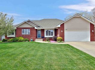 105 S Pine Grove St, Wichita, KS 67209