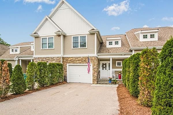 1st image of 45 Leanne Way #45