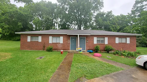 200 Hillside Dr #A Photo 1