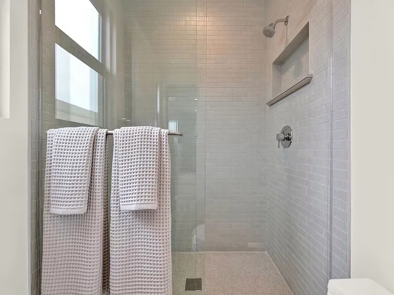 2906 Highland Dr #ADU — Photo 11