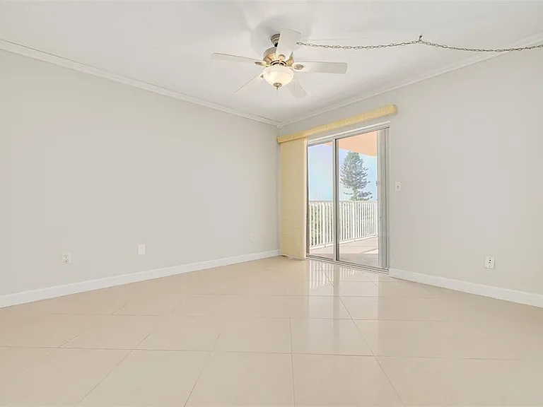 7432 Sunshine Skyway Ln S #704 — Photo 25