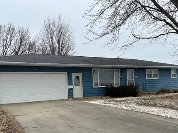 519 E Hollett St, Tracy, MN 56175