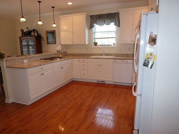 2nd image of 23020 Lone Eagle Dr