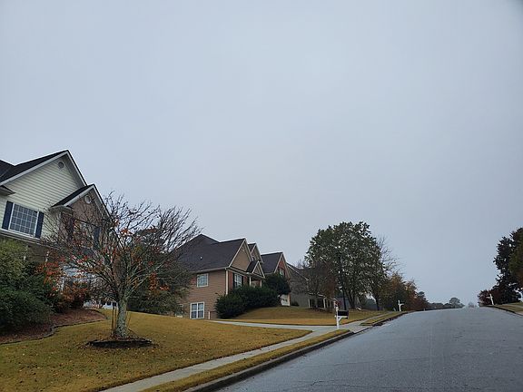 4th image of 3687 Nina Ct