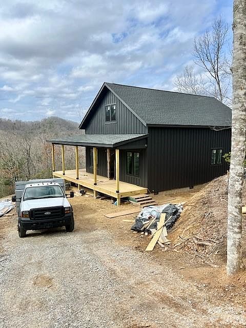 1st image of 646 Fontana Ridge Rd