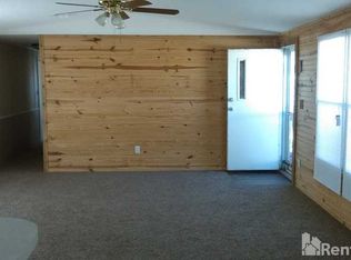 8827 Windy Hollow Dr, Midwest City, OK 73110