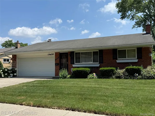 14650 Ellen Dr, Livonia, MI 48154