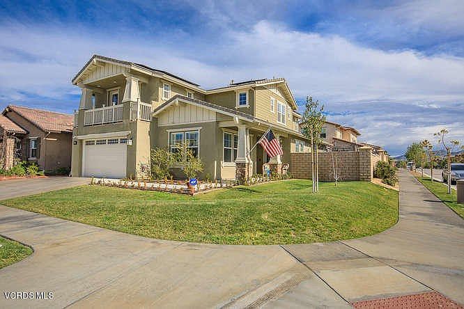 568 Park Cottage Pl Camarillo-small-001-