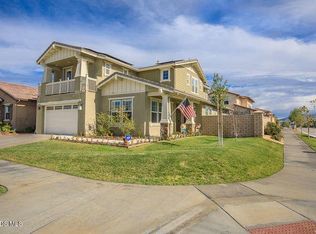 568 Park Cottage Pl, Camarillo, CA 93012