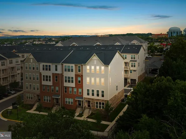 1012 Galena Ter NE, Leesburg, VA 20176