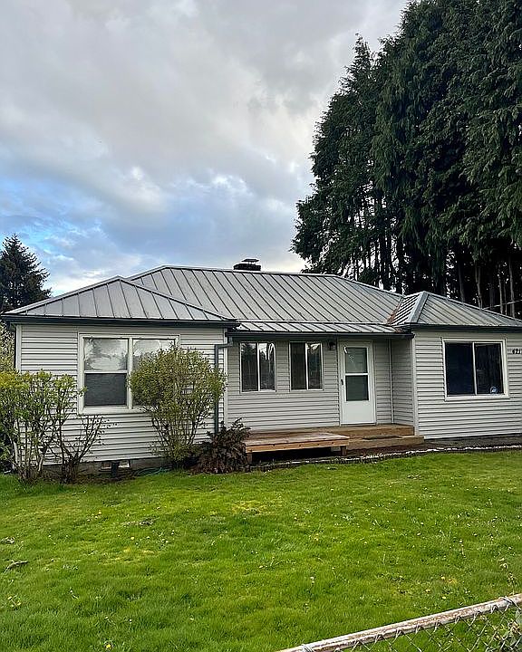1st image of 4217 NE 44th St