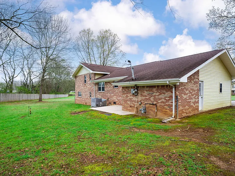3076 Speicher Cir — Photo 31
