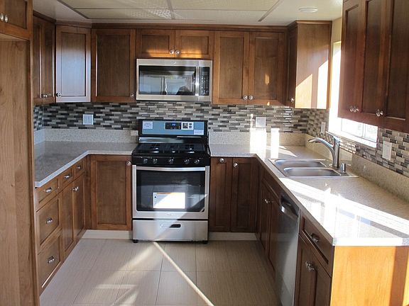 4th image of 620 N Kenwood St Unit 315
