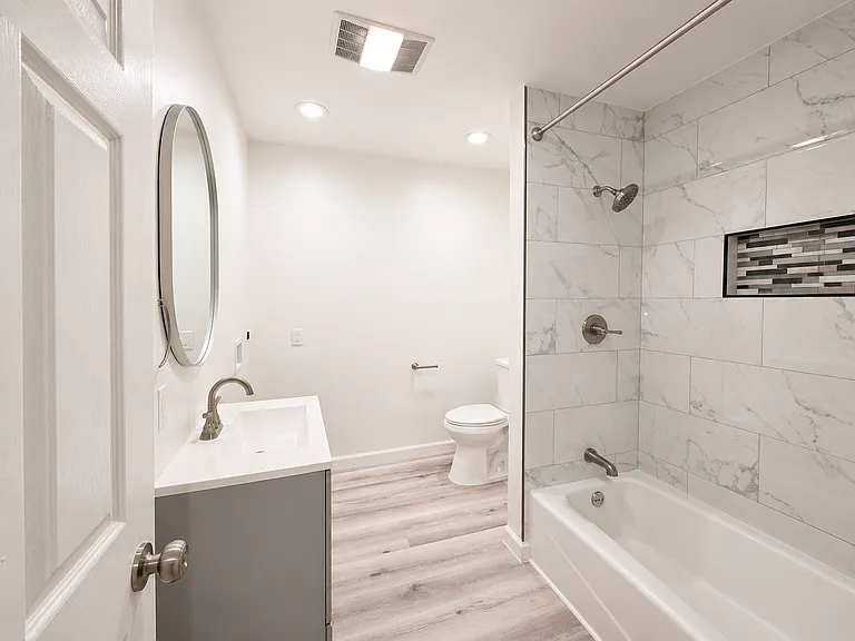 1084 Walnut Ave — Photo 13