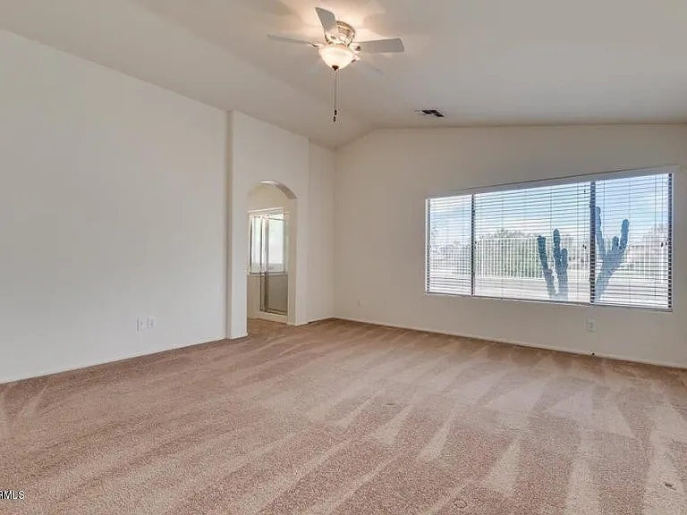 42376 W Chisholm Dr — Photo 17