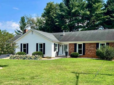 163 Cambridge Dr, Stuarts Draft, VA, 24477