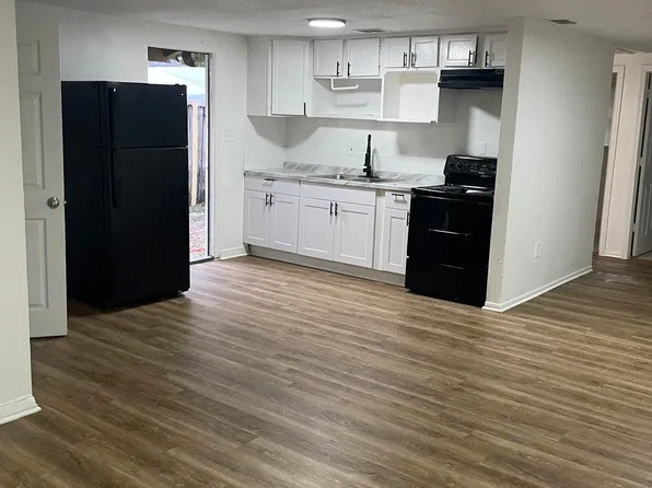 1604 E Nome St, Tampa, FL 33604