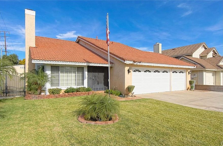 1st image of 938 Laroda Ct