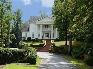 510 Londonberry Rd NW, Sandy Springs, GA 30327