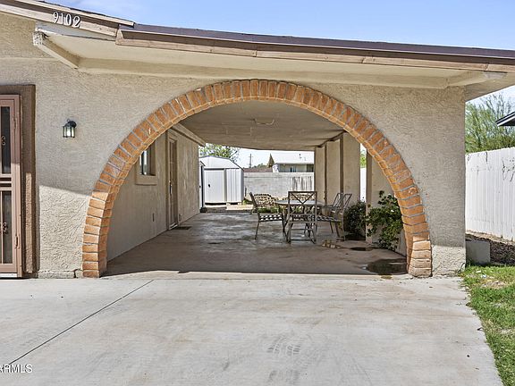 3rd image of 9102 E VINE Avenue