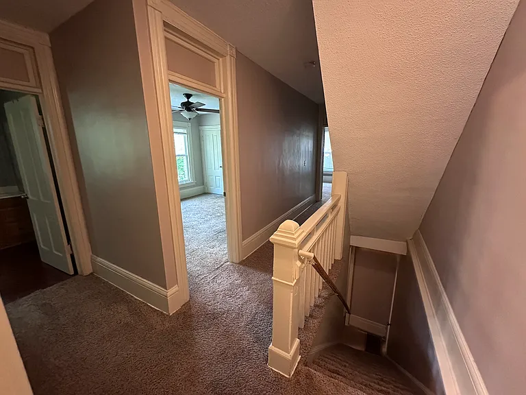 572 Hall Ave #572 — Photo 6