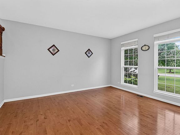 3rd image of 3312 Homestead Ave