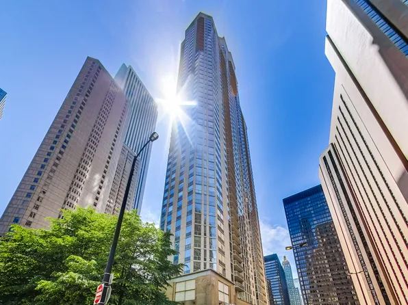 222 N Columbus Dr APT 1405, Chicago, IL 60601