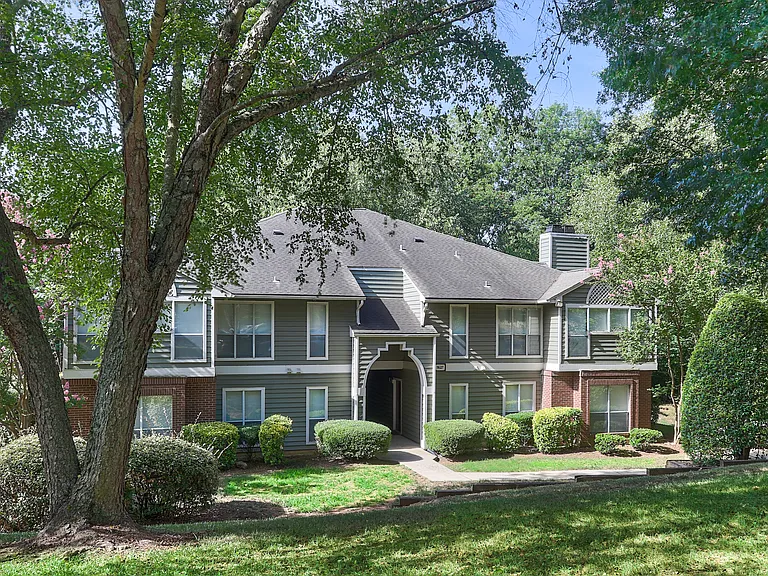 The Villages Apartments — Photo 15