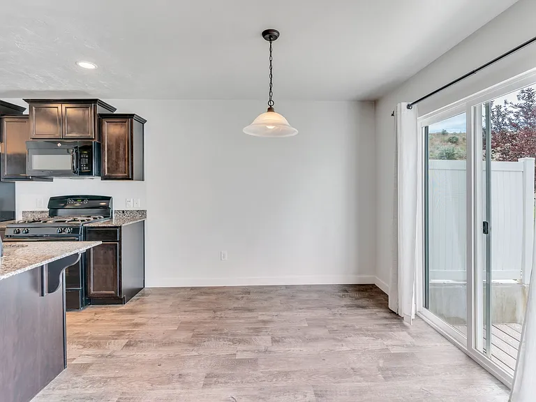 691 W Broad Stripes Dr #1 — Photo 21
