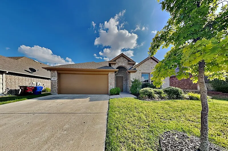 3201 Overlook Dr