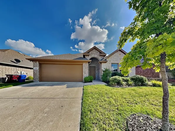 3201 Overlook Dr, Royse City, TX 75189