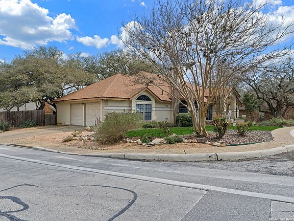 4th image of 15810 Deer Crest