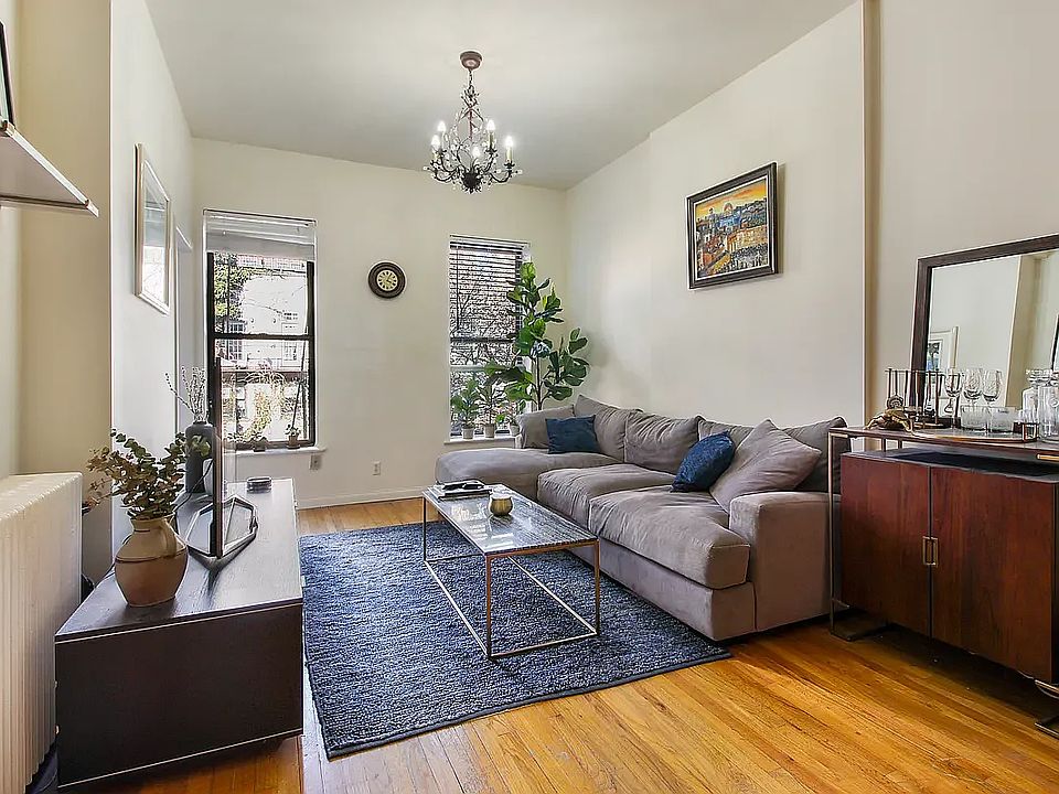 1st image of 229 E 31st St APT 4